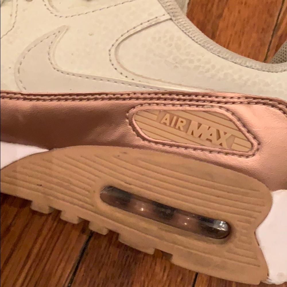 Nike - Picture 7 of 7